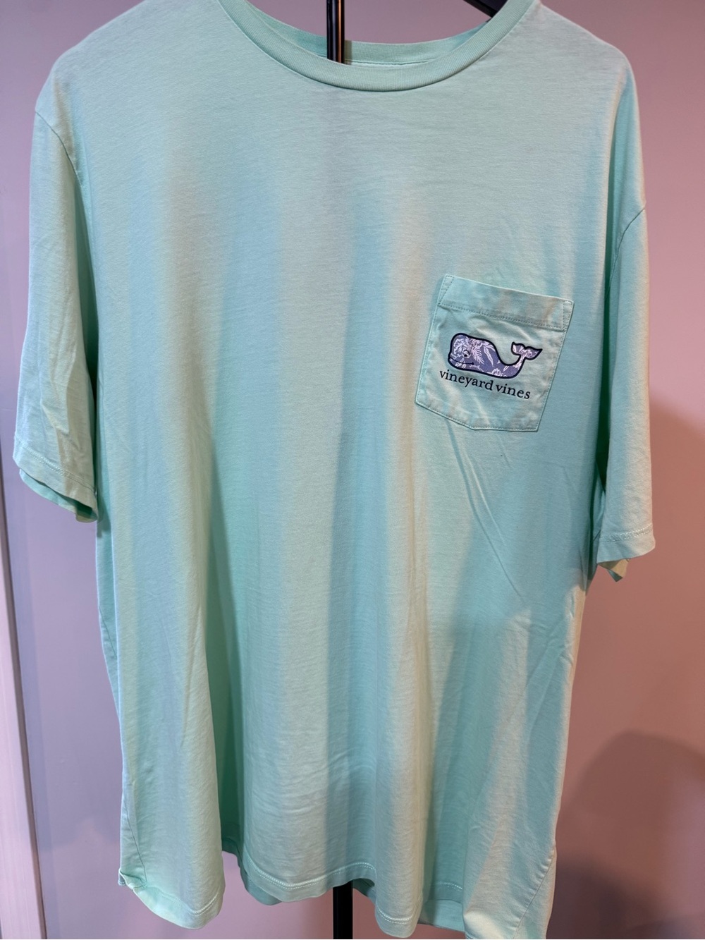 Vineyard Vines Short-Sleeve Pocket Tee in Mint Green
